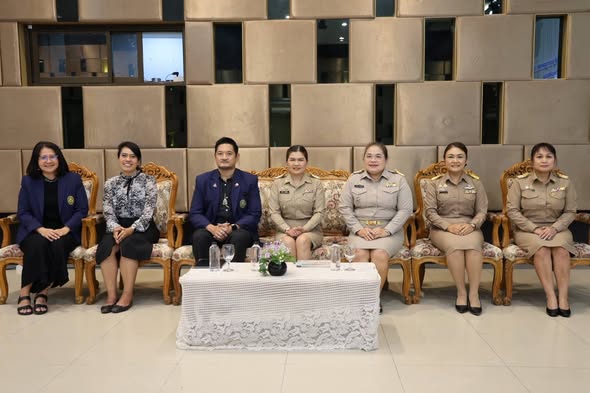 เข้าร่วมการประชุมเชิงปฏิบัติการยกระดับคุณภาพการจัดการเรียนรู้สังคมศึกษาเชิงพื้นที่ บูรณาการภูมิศาสตร์ ประวัติศาสตร์ และหน้าที่พลเมือง สู่การพัฒนาหลักสูตรท้องถิ่นแบบมีส่วนร่วม